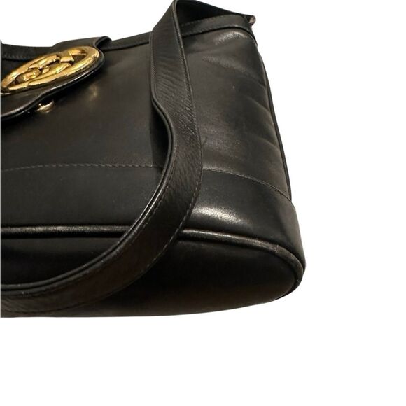 Gucci Black Leather Shoulder Bag with Gold Logo - Picture 6 of 13
